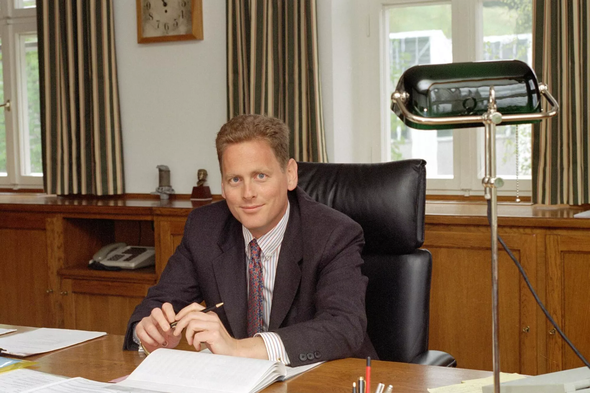 Plansee Managing Director Chairman of the Supervisory Board Michael Schwarzkopf at his desk