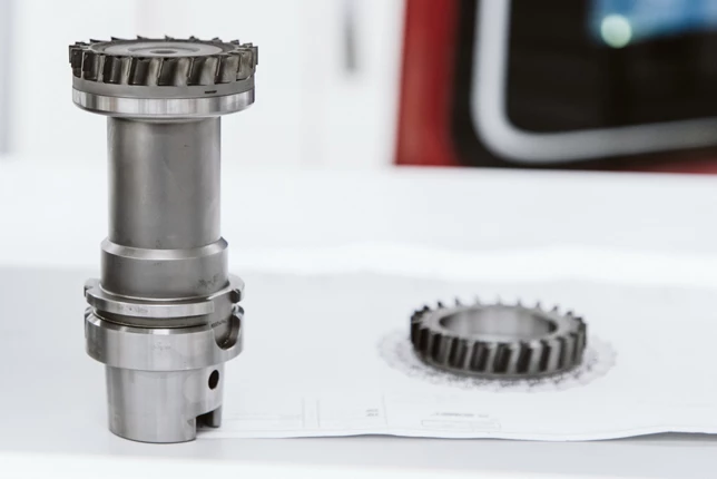 裁断済フリーハンドのII級密洞CR充填 3D printer technique New 3D-Printing Technique Creates Dual-Material Objects from