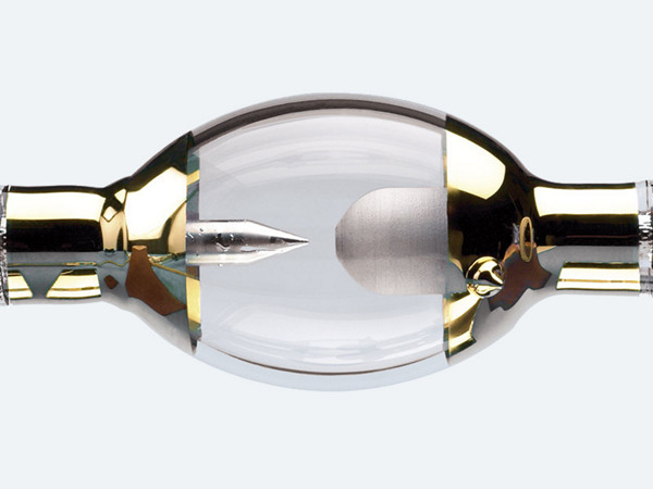 Tungsten electrodes for discharge lamps Plansee