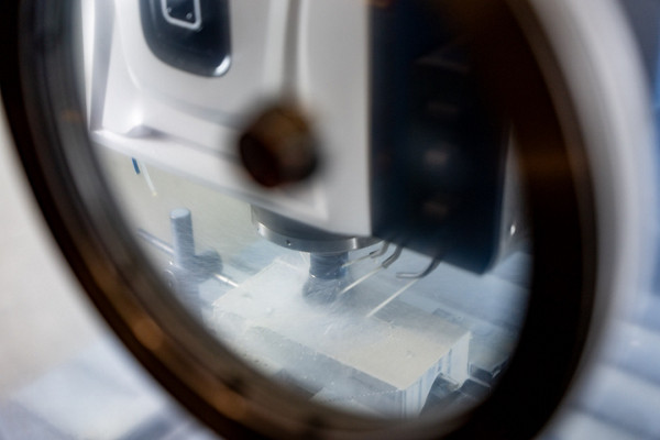 Metal injection molding (MIM) | Plansee